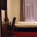 Erlen 3* Erlangen