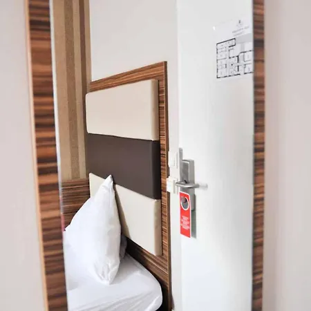 Hotel Erde