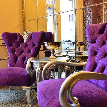 Hotel Erde